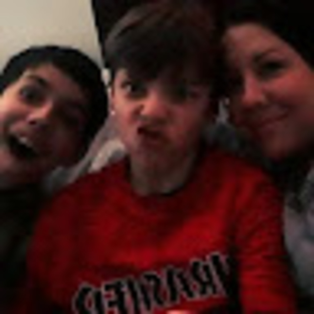 Meet your Posher, Yvonne